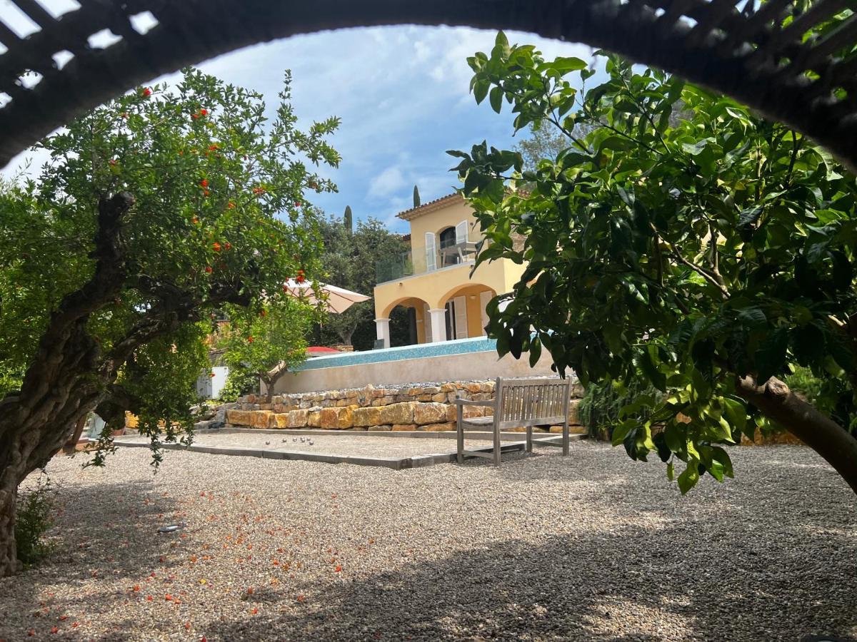 Villa Familiale Avec Vue Imprenable Saint-Raphaël Buitenkant foto