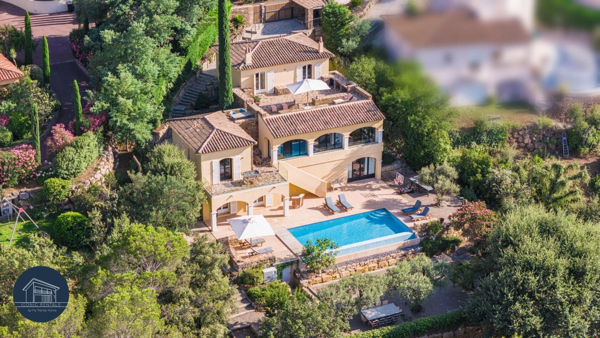 Villa Familiale Avec Vue Imprenable Saint-Raphaël Buitenkant foto
