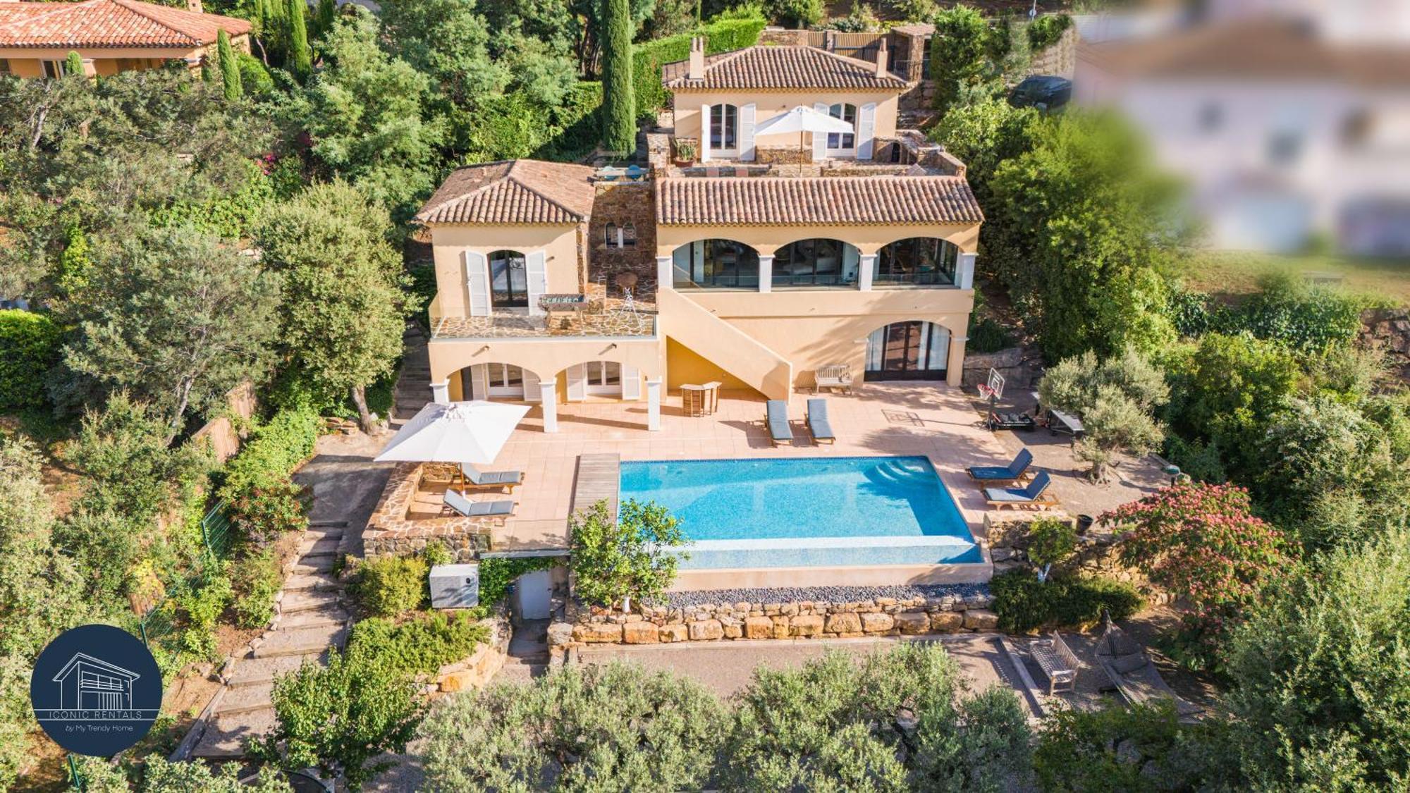 Villa Familiale Avec Vue Imprenable Saint-Raphaël Buitenkant foto