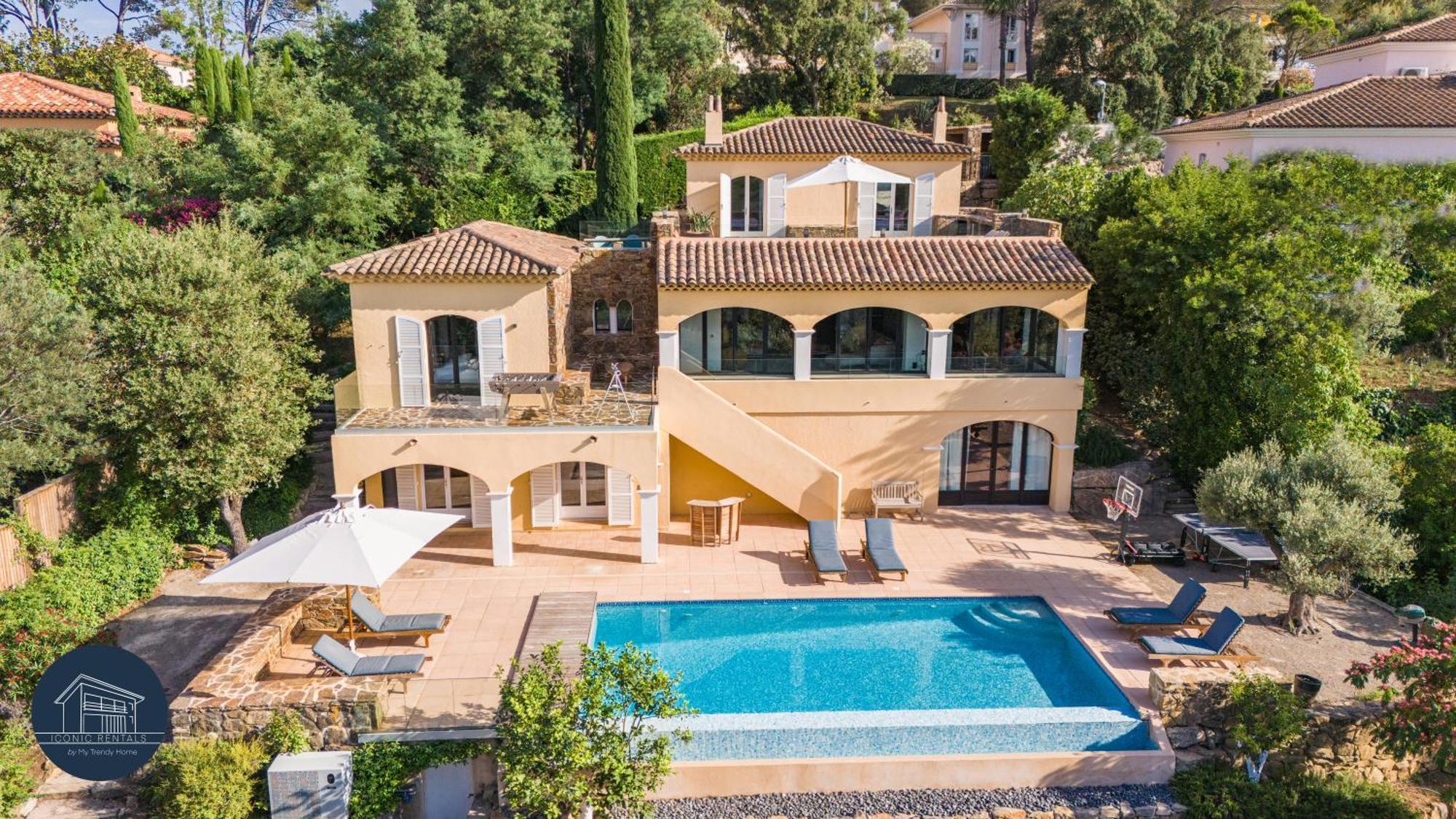 Villa Familiale Avec Vue Imprenable Saint-Raphaël Buitenkant foto