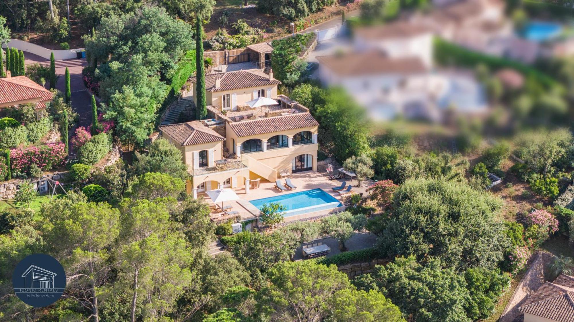 Villa Familiale Avec Vue Imprenable Saint-Raphaël Buitenkant foto