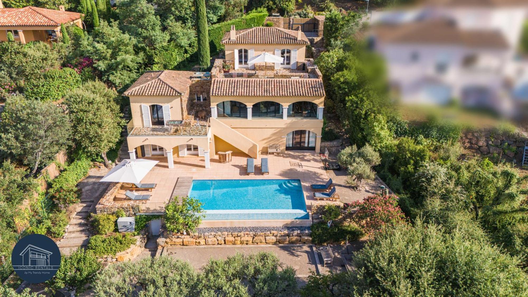 Villa Familiale Avec Vue Imprenable Saint-Raphaël Buitenkant foto